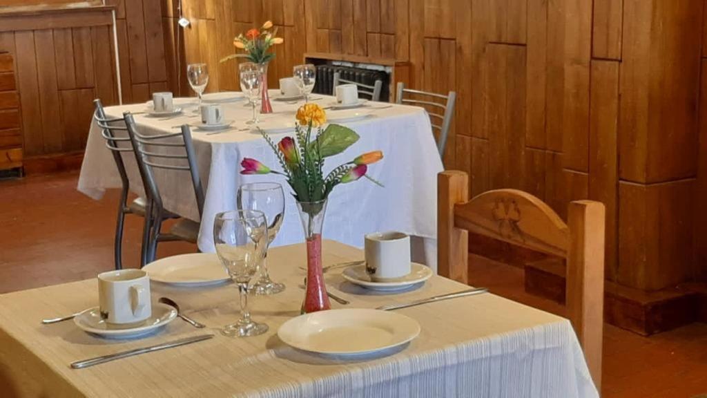 Alojamiento Curru Leuvu Bariloche Hotell Eksteriør bilde