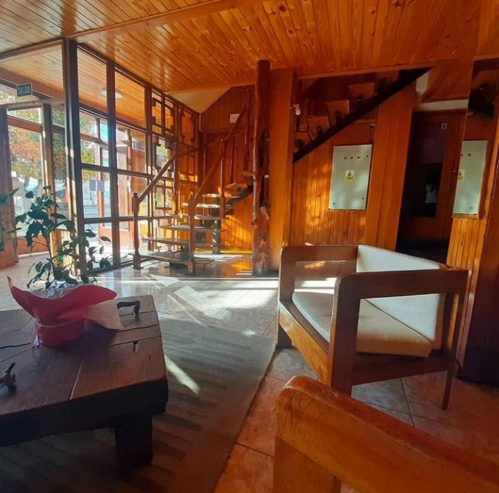 Alojamiento Curru Leuvu Bariloche Hotell Eksteriør bilde